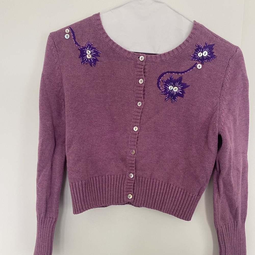 Cropped Embroidered Cardigan